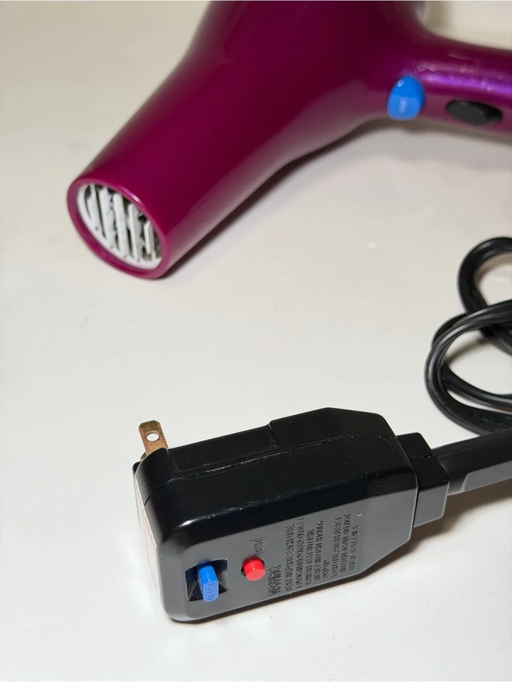 InfinitiPRO by Conair 1875W Salon Performance Hair Dryer (Magenta)